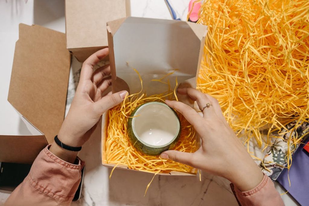 Pavel Danilyuk באתר PEXELS gift wrapping experience